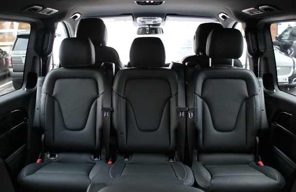 singapore-mercedes-viano-luxury-minivan-rear-seats-interior
