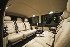 singapore-mercedes-benz-viano-luxury-minivan-rear-seats